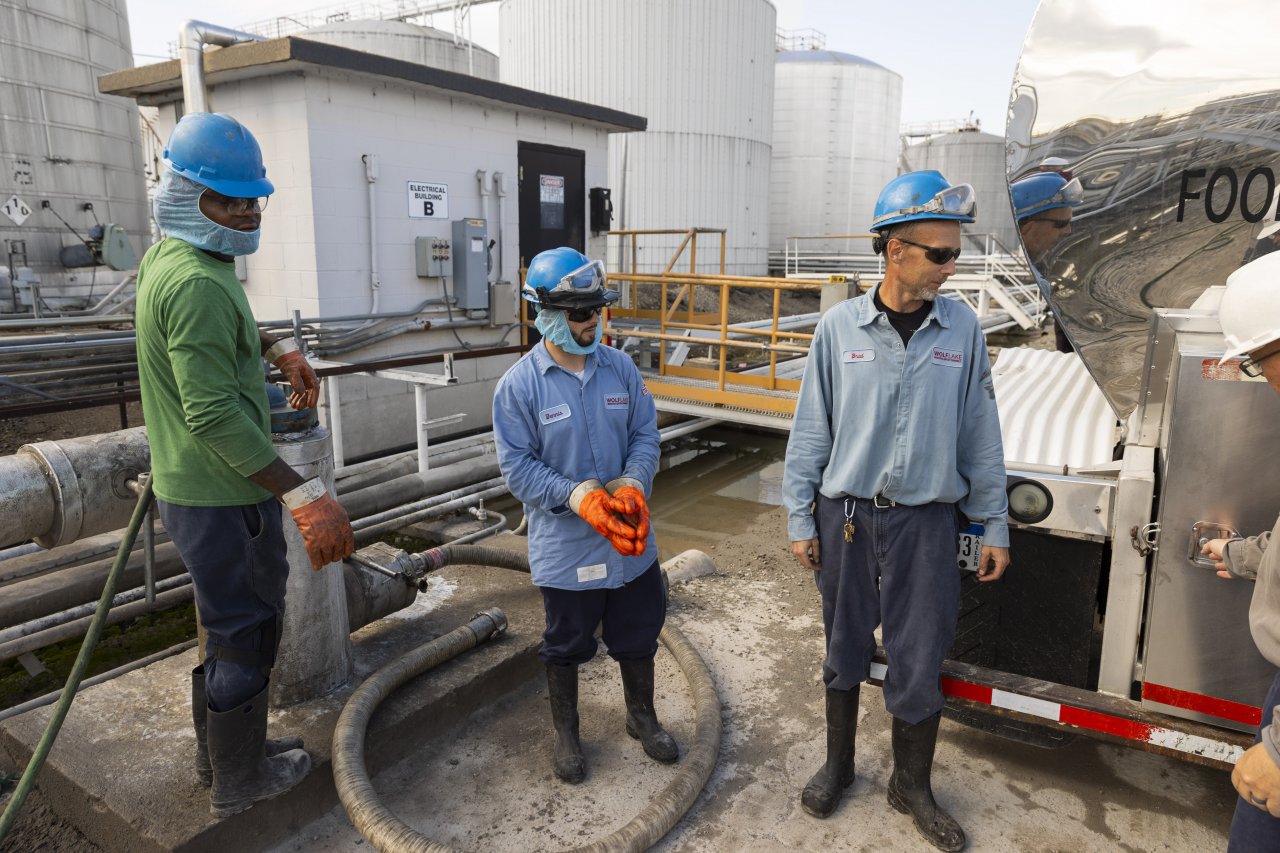 workers loading up a truck